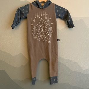 Guc Winter Mountain Rags to Raches romper